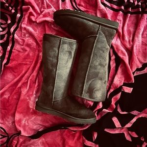 Ugg Classic Tall Boot